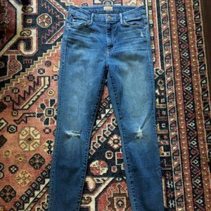 MOTHER Jeans - High Waisted Looker Ankle Fray